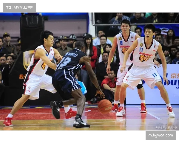 传统进攻战术在现代篮球中进化 电梯门战术持续创新